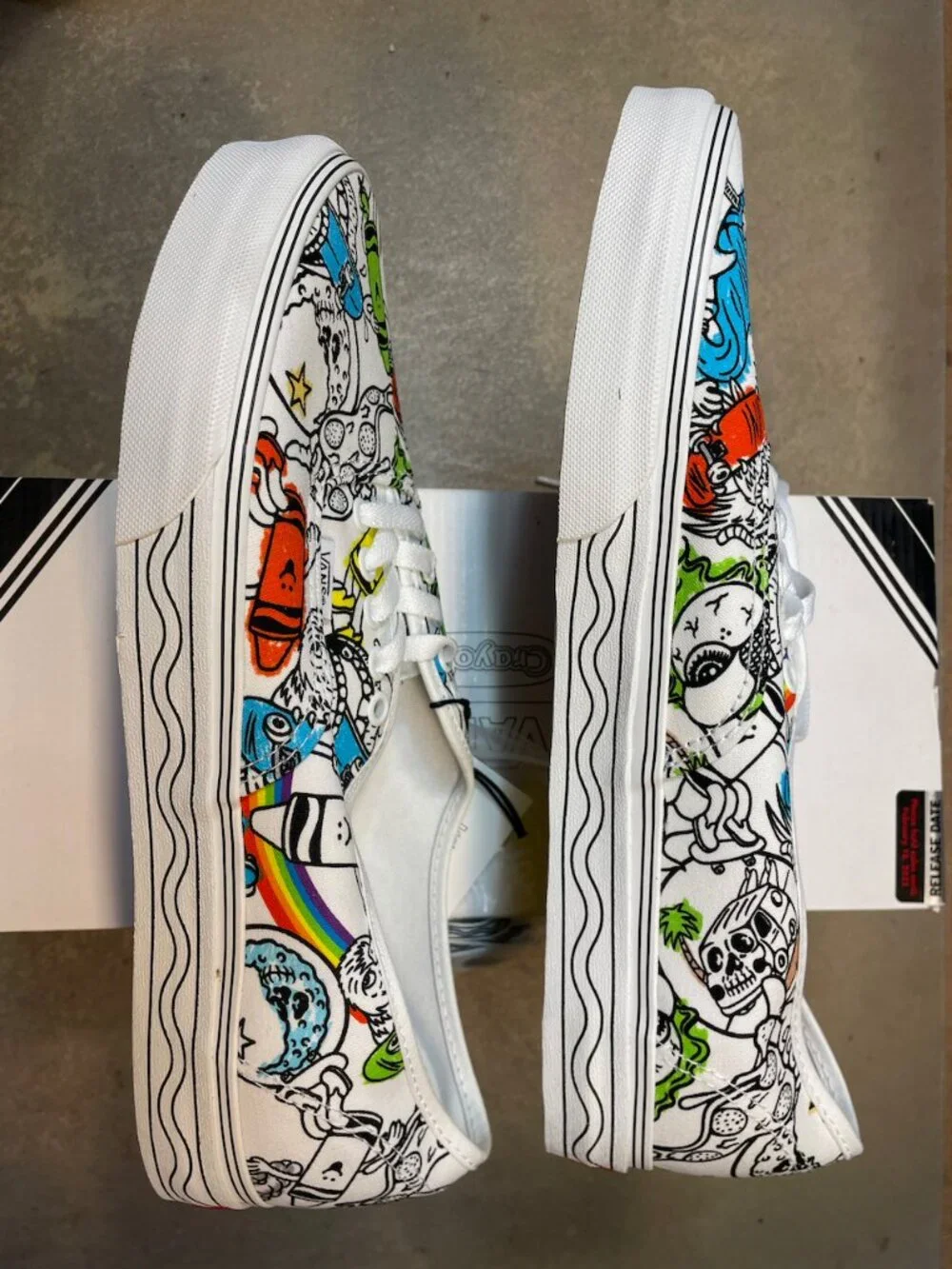 Vans Authentic Crayola DIY Sketch Men's Size 11.5 New Rare VN0A5KRDARE Sneaker